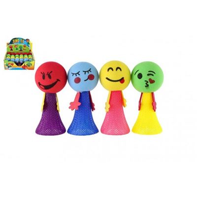 hip hop klobučik vyskakujúci na bagbinton                                       